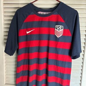 Nike USA Gold Cup soccer jersey